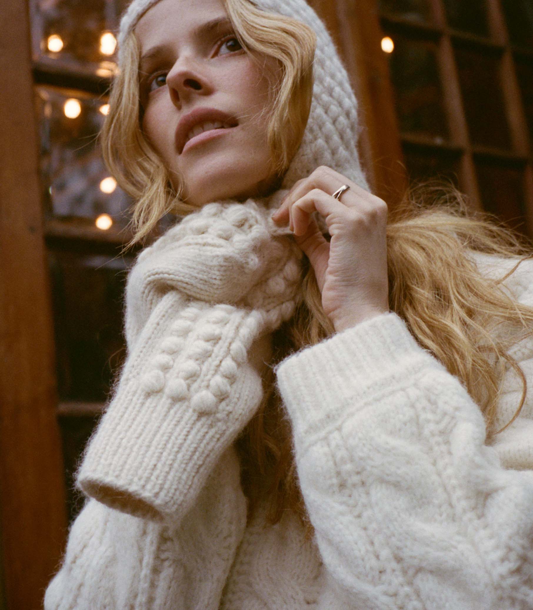 VERBIER MITTENS -- IVORY - Image 6